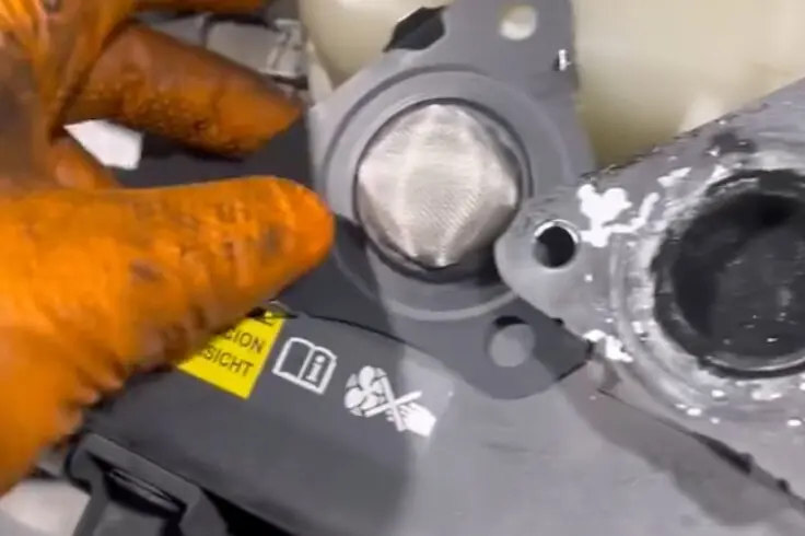 El filtro de la EGR de este Nissan
