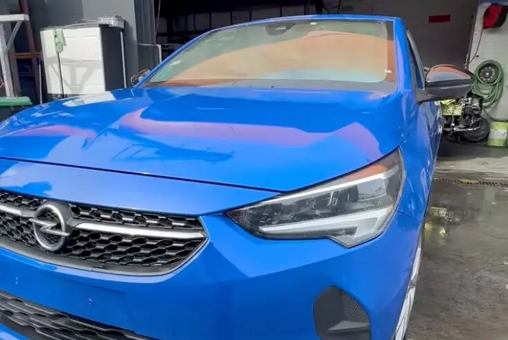 El Opel Corsa