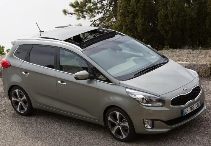 Kia Carens