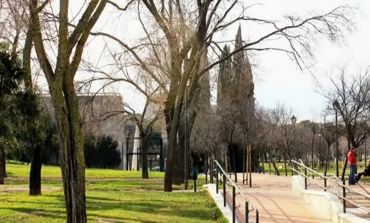 Parque Cerro Almod&oacute;var