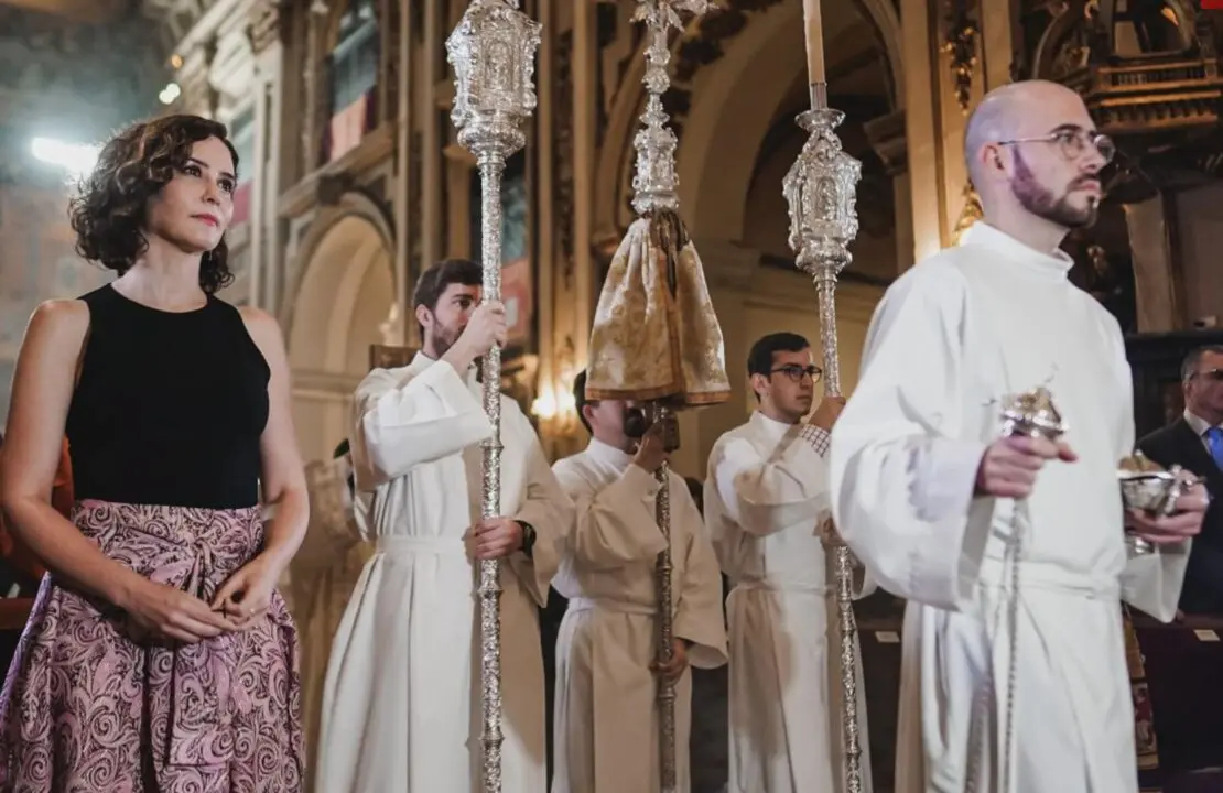 Ayuso en la catedral