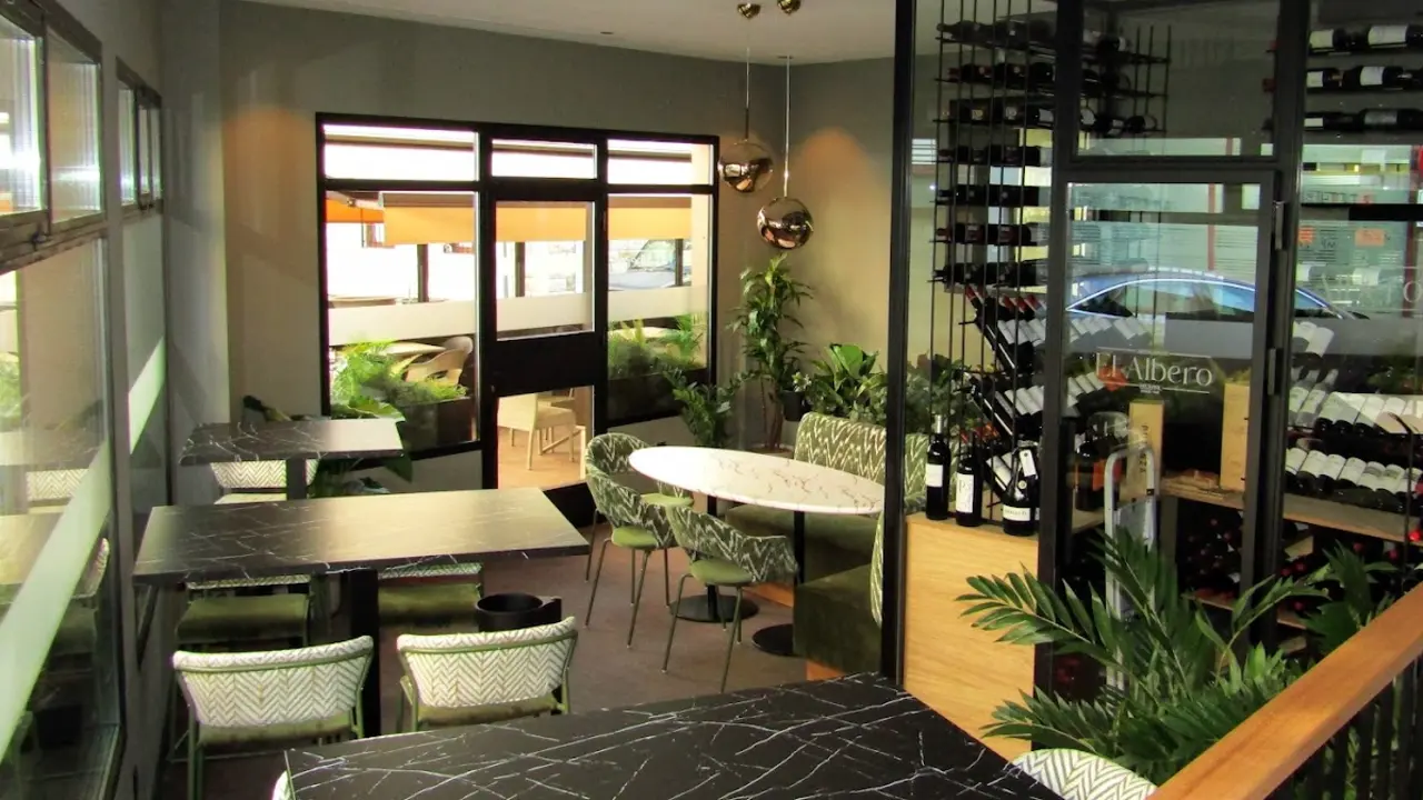 Restaurate El Albero