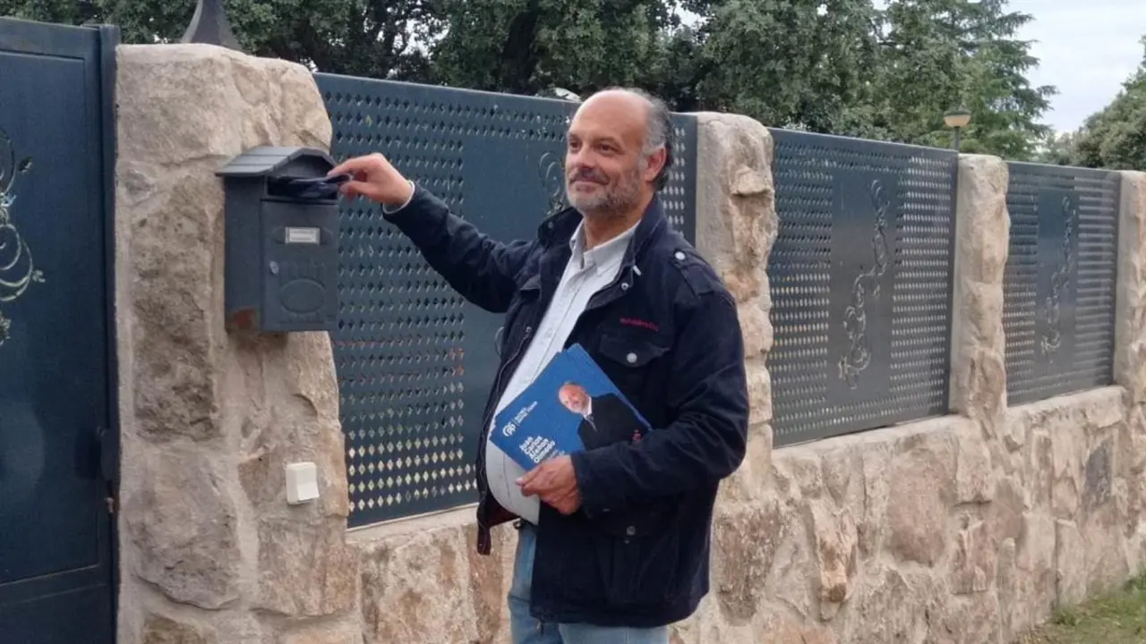 El alcalde de Batres, Juan Carlos&nbsp;Ala&ntilde;&oacute;n&nbsp;Olmedo