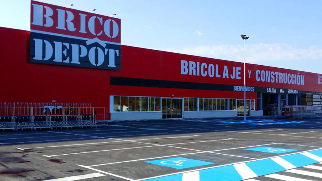 BRICO-DEPOT-1