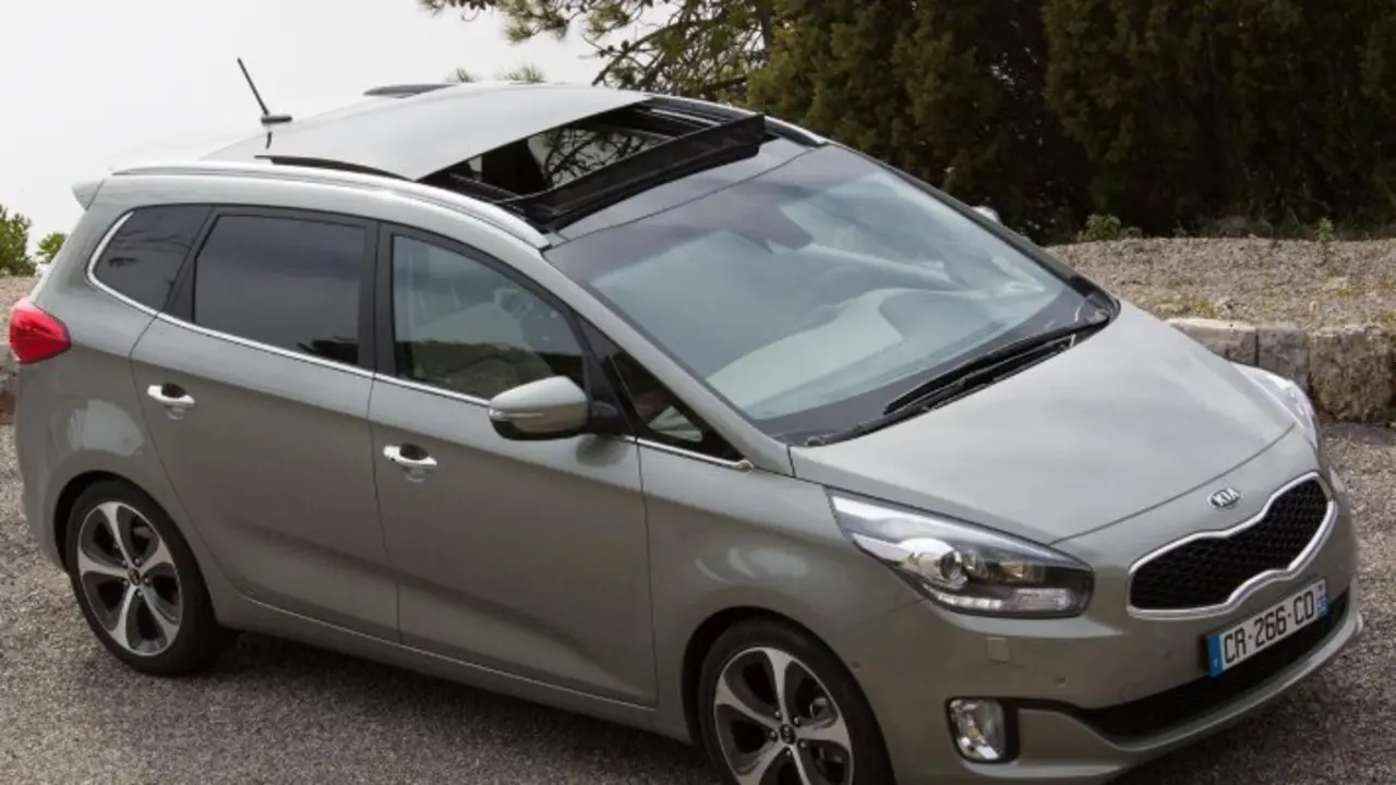 Kia Carens