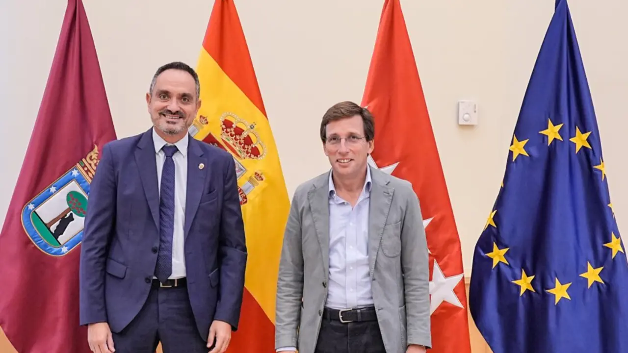 El alcalde de M&oacute;stoles y el alcalde de Madrid
